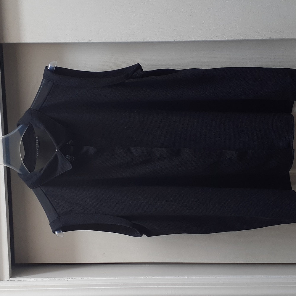 Sleeveless dressy top